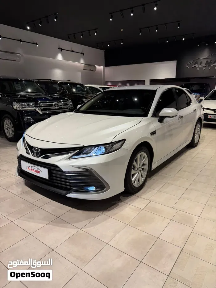 Toyota Camry 2022 photo 3
