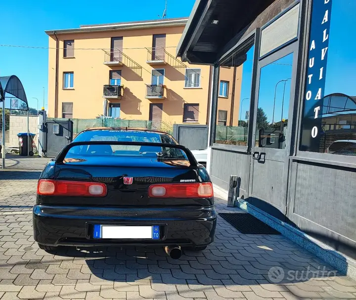 Honda Integra 1999 photo 3