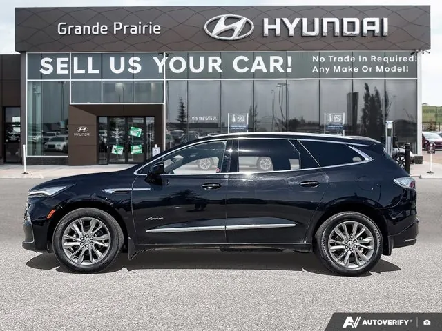 Buick Enclave 2023 photo 3