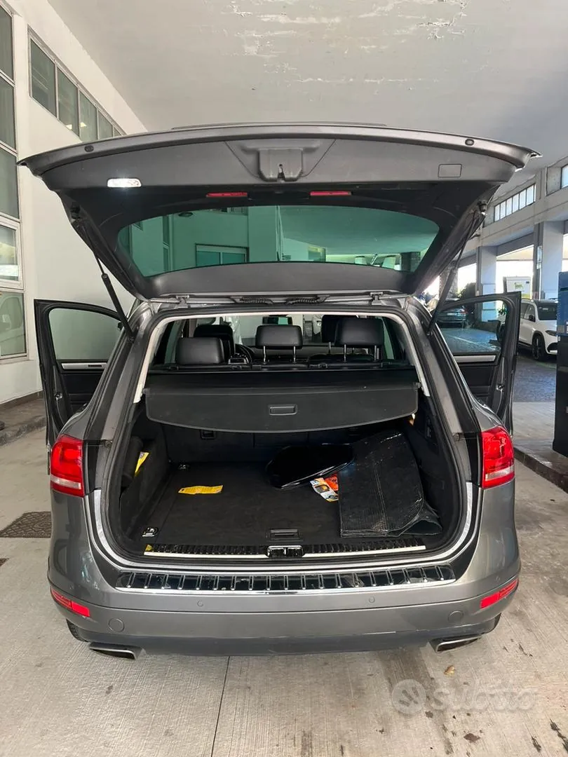 Volkswagen Touareg 2012 photo 5