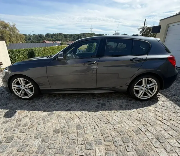 BMW 1 Series 2013 photo 2