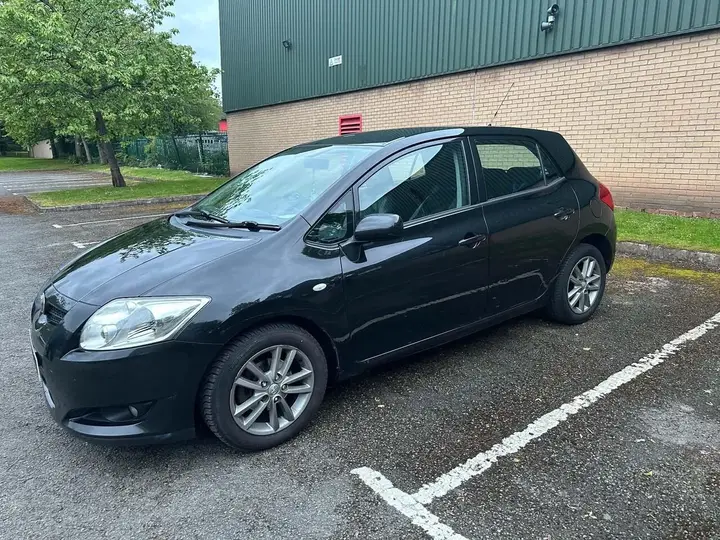 Toyota Auris 2008 photo 2