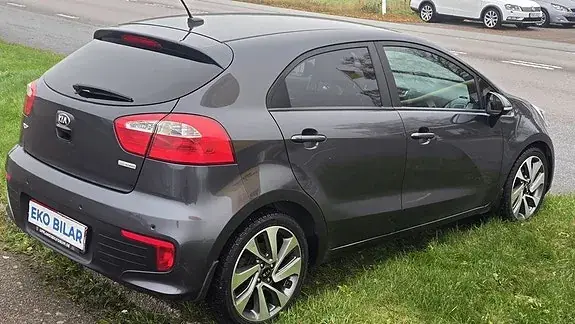 Kia Rio 2016 photo 5