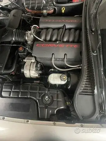 Chevrolet Corvette 2002 photo 4