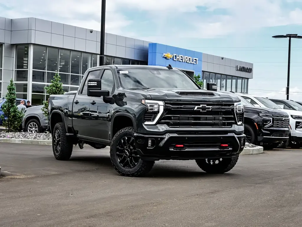 Chevrolet Silverado 3500 2026 photo 2