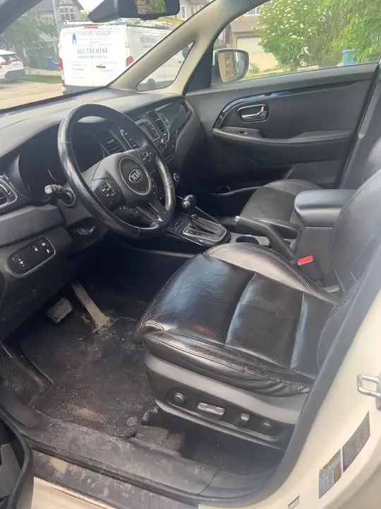 Kia Rondo 2014 photo 5