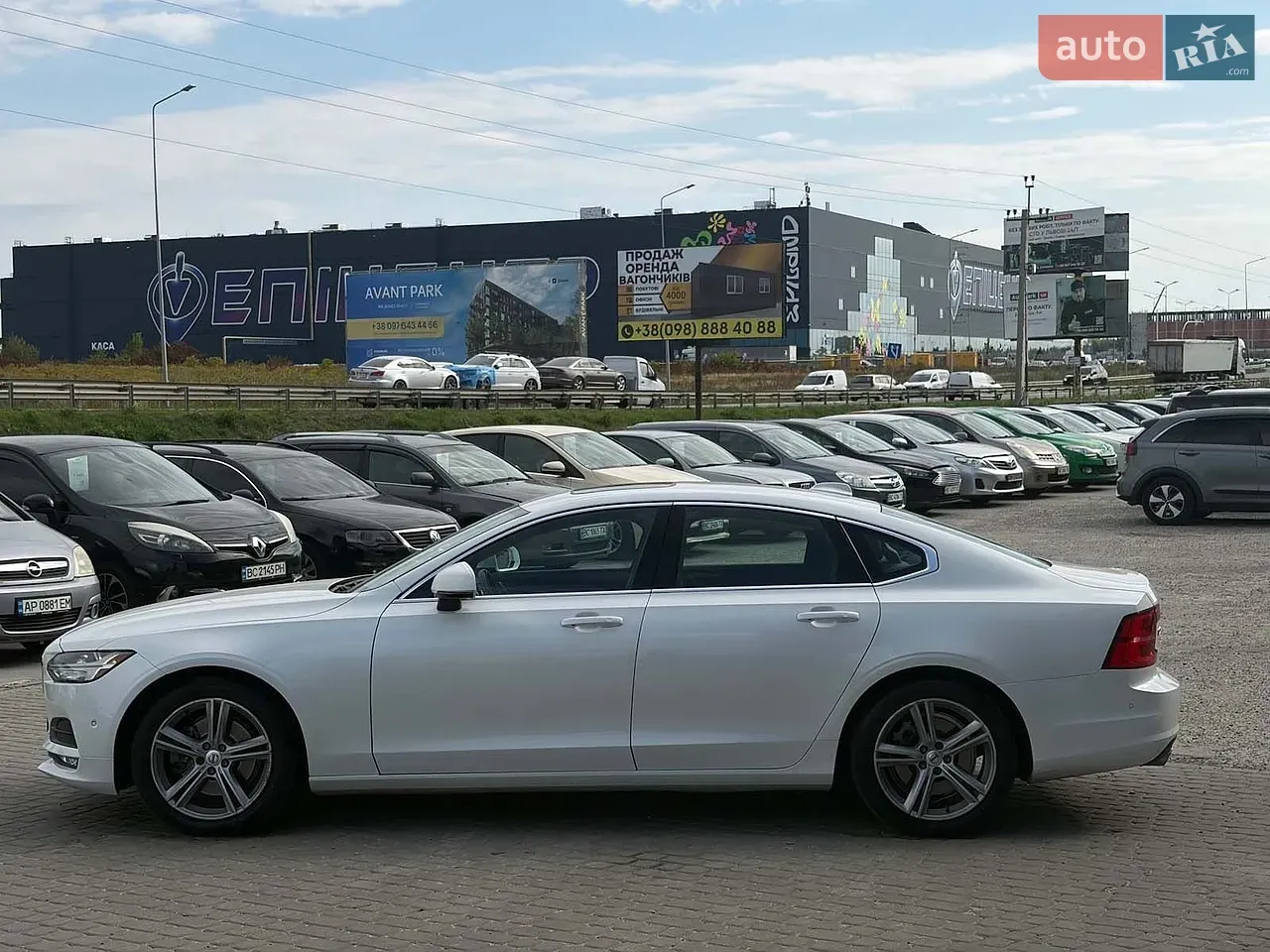 Volvo S90 2017 photo 3