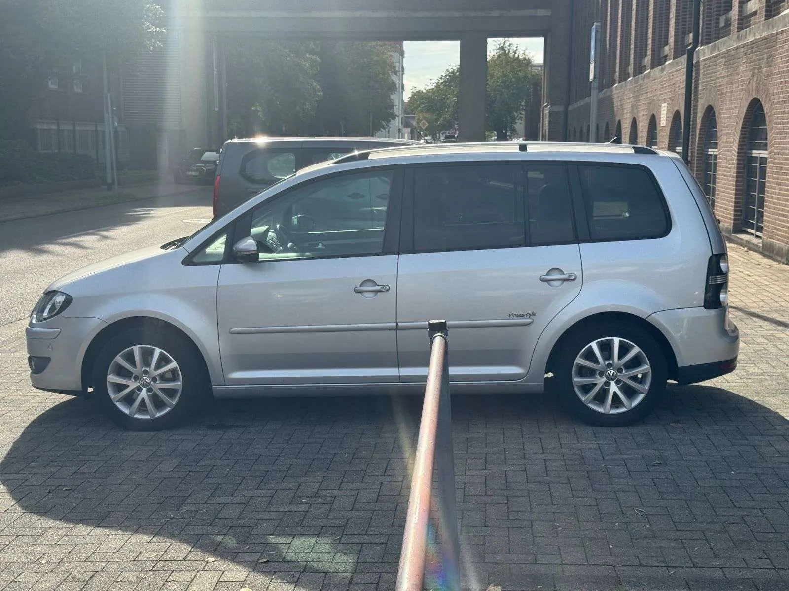 Volkswagen Touran 2010 photo 5