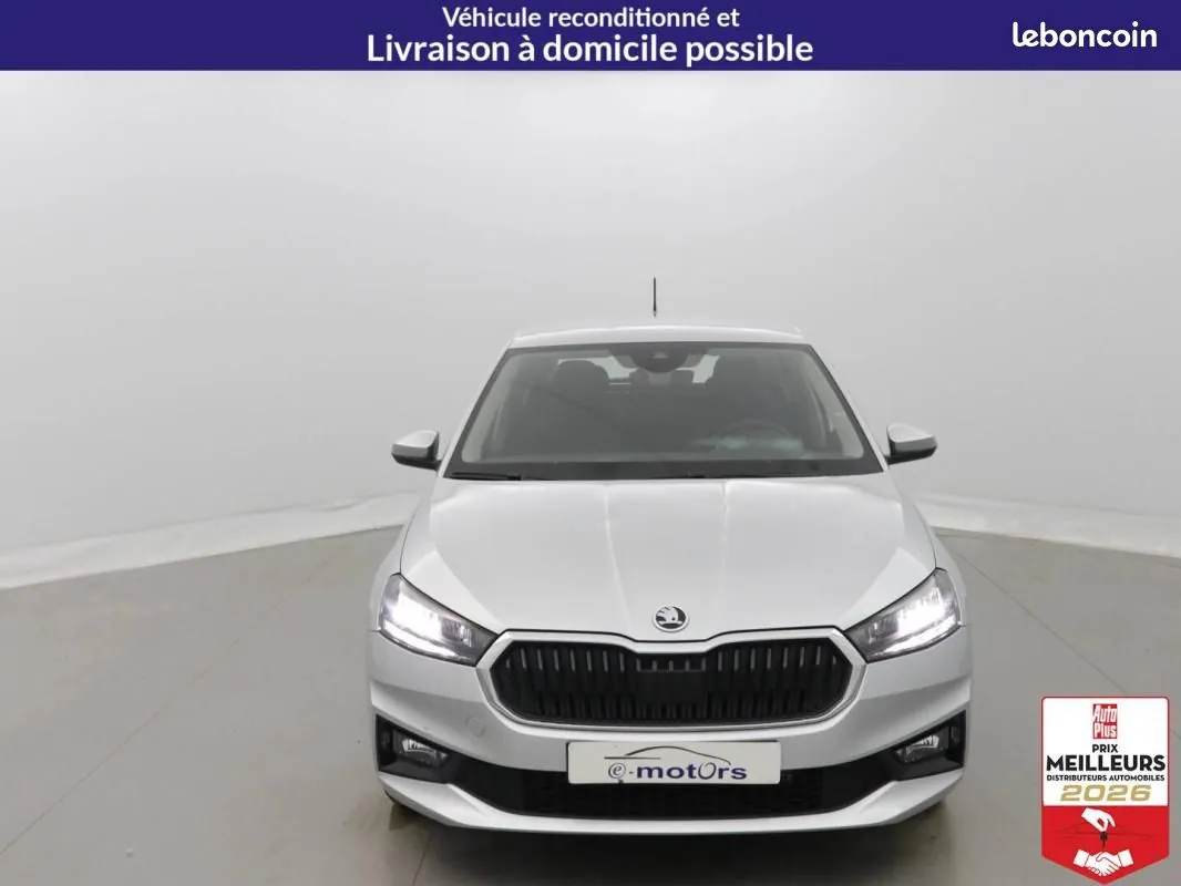 Skoda Fabia 2023 photo 2