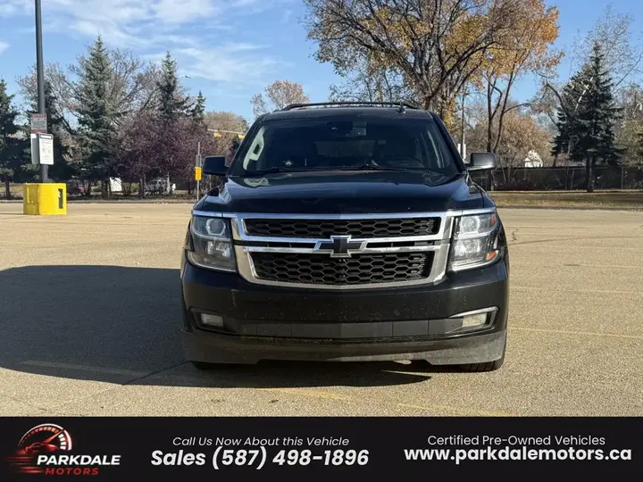 Chevrolet Suburban 2017 photo 2
