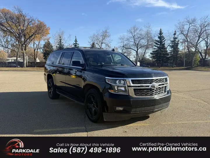 Chevrolet Suburban 2017 photo 3