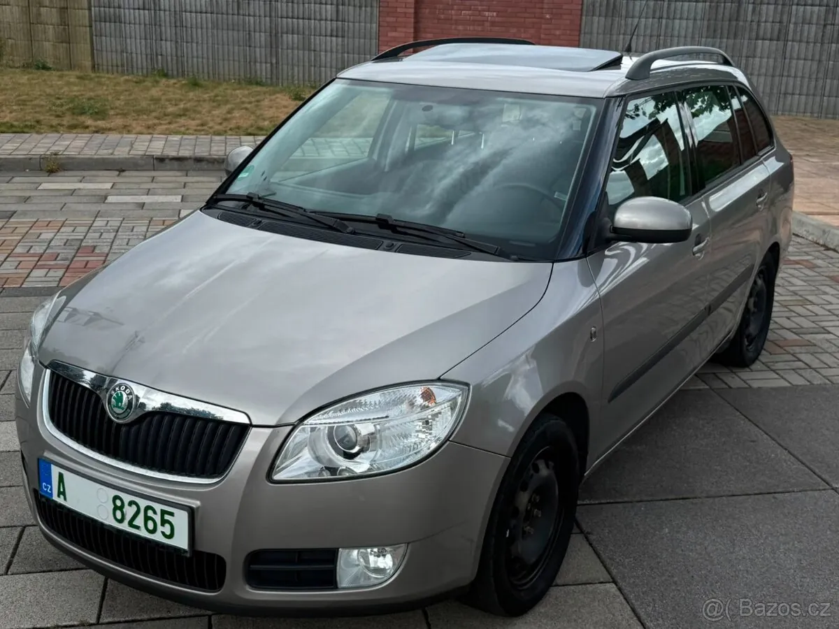 Skoda Fabia photo 4