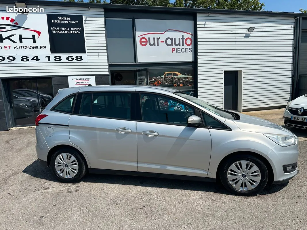 Ford Grand C-Max 2015 photo 2