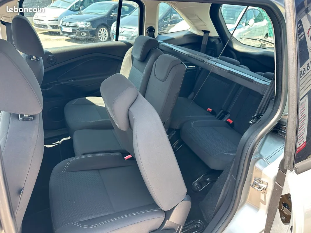 Ford Grand C-Max 2015 photo 5