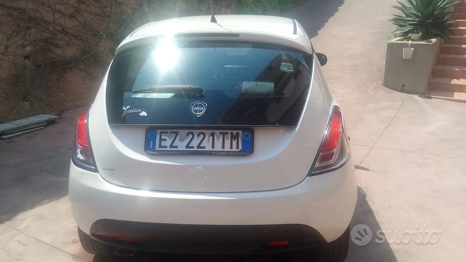 Lancia Ypsilon 2015 photo 4