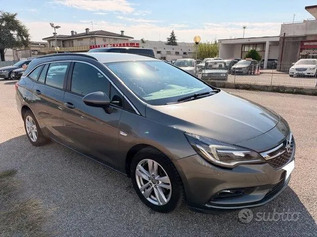 Opel Astra 2016 photo 2