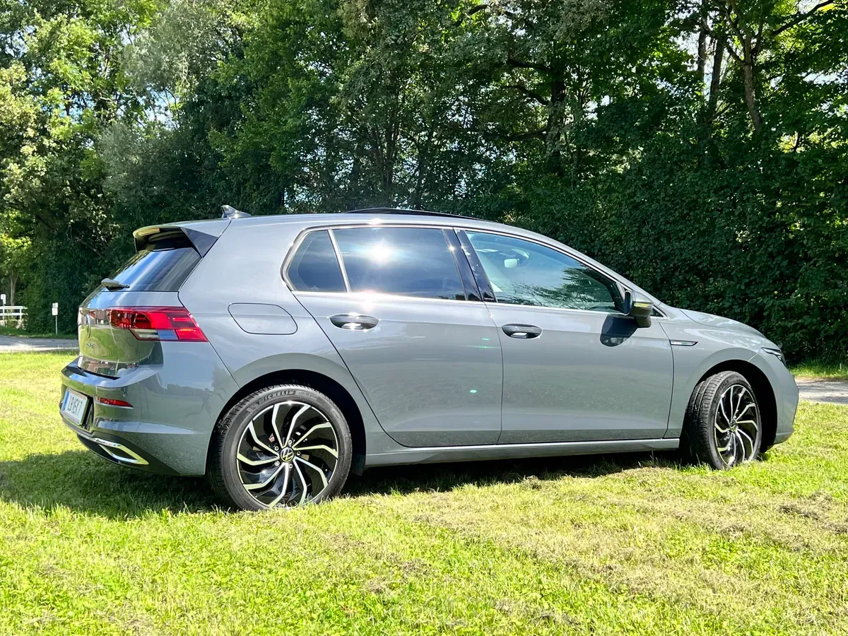 Volkswagen Golf 2020 photo 2