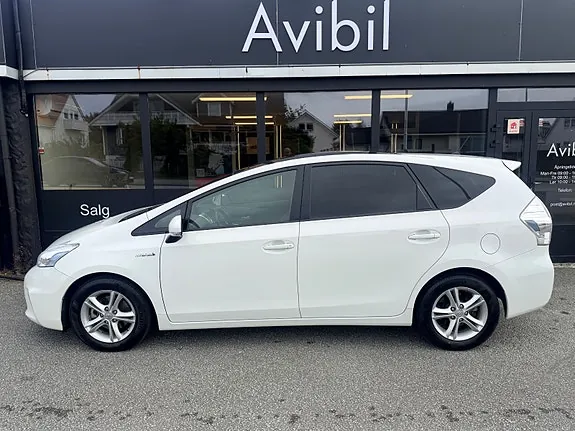 Toyota Prius 2012 photo 2
