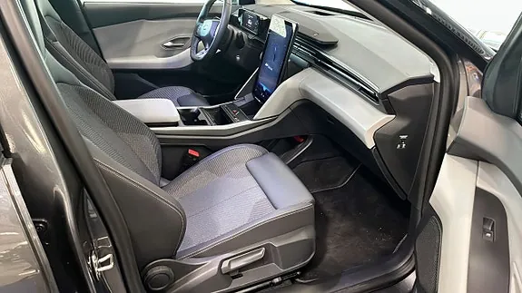Ford Explorer 2026 photo 3