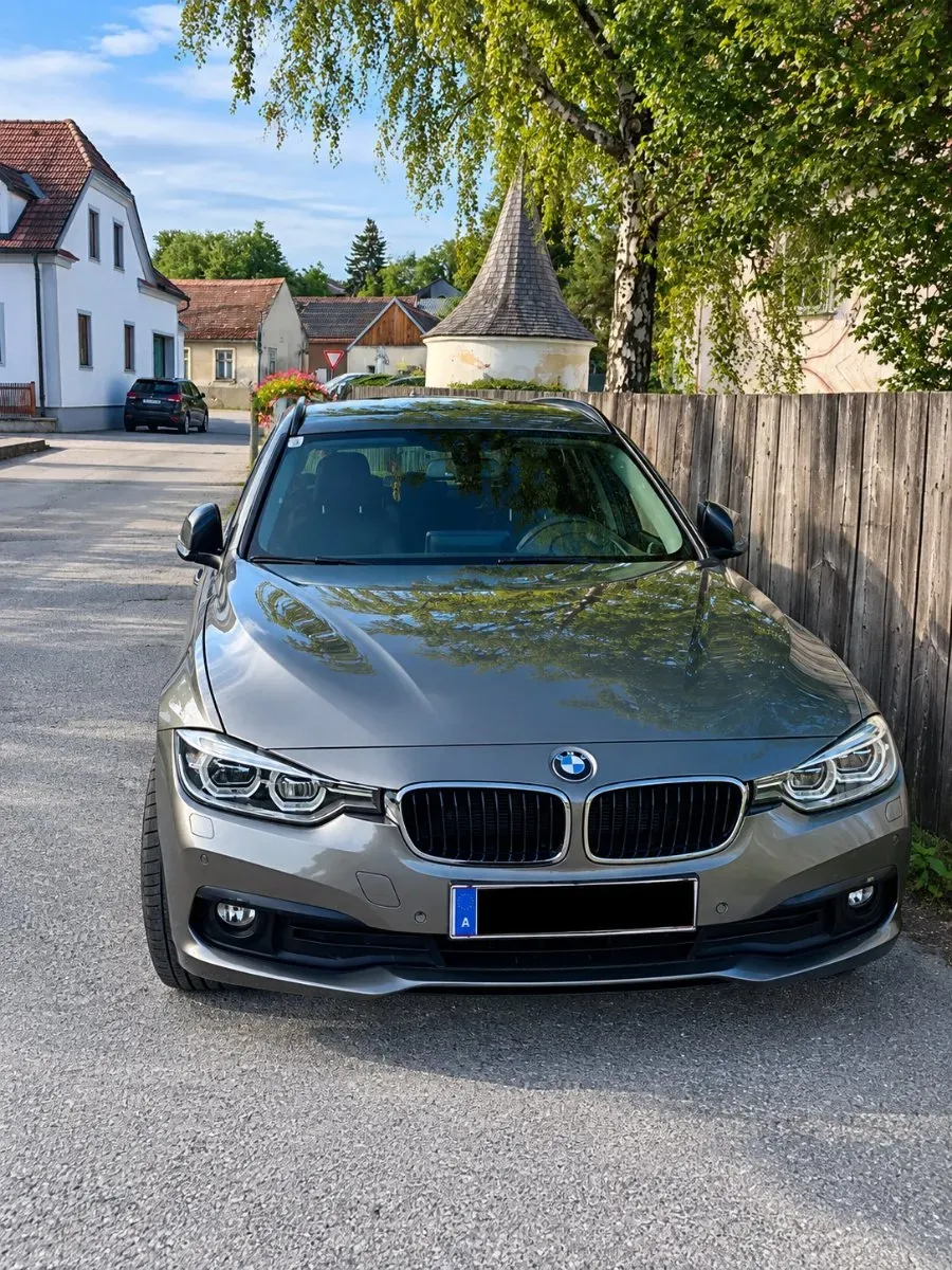 BMW 3 Series 2016 photo 3