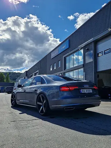 Audi A8 2015 photo 4