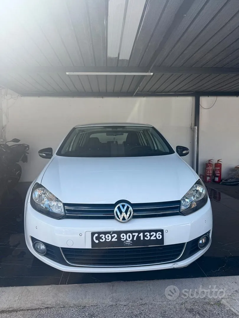Volkswagen Golf 2012 photo 2