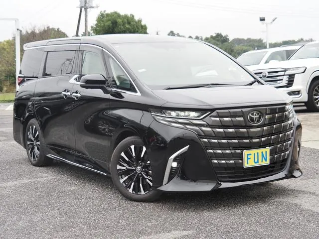 Toyota Alphard 2024 photo 3