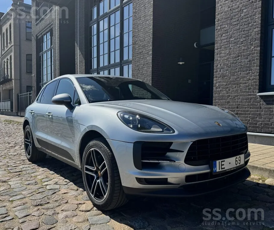 Porsche Macan