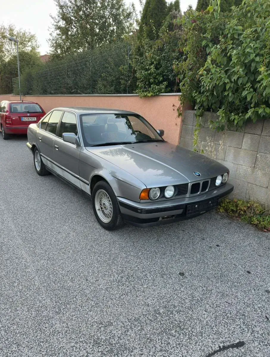 BMW 5 Series 1989 photo 3