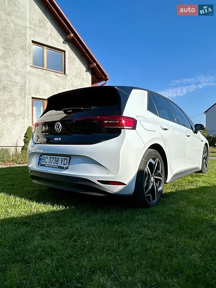 Volkswagen Id.3 2022 photo 3