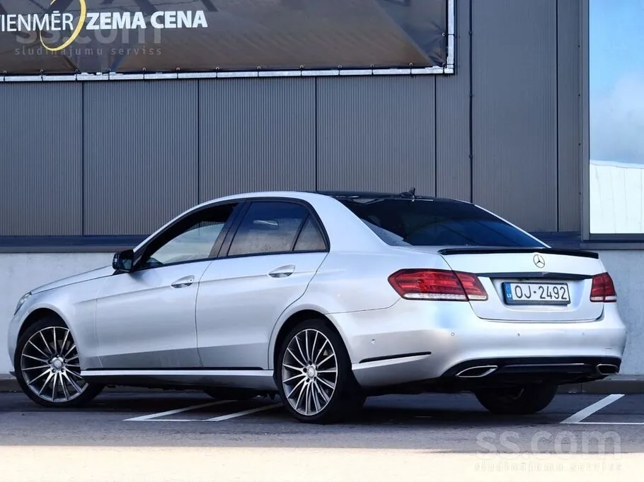 Mercedes-Benz E350 2013 photo 4