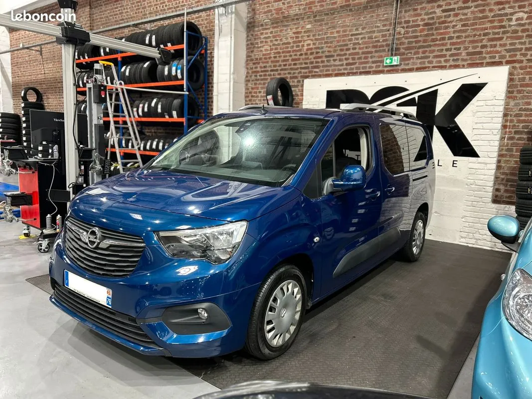 Opel Combo 2019 photo 2
