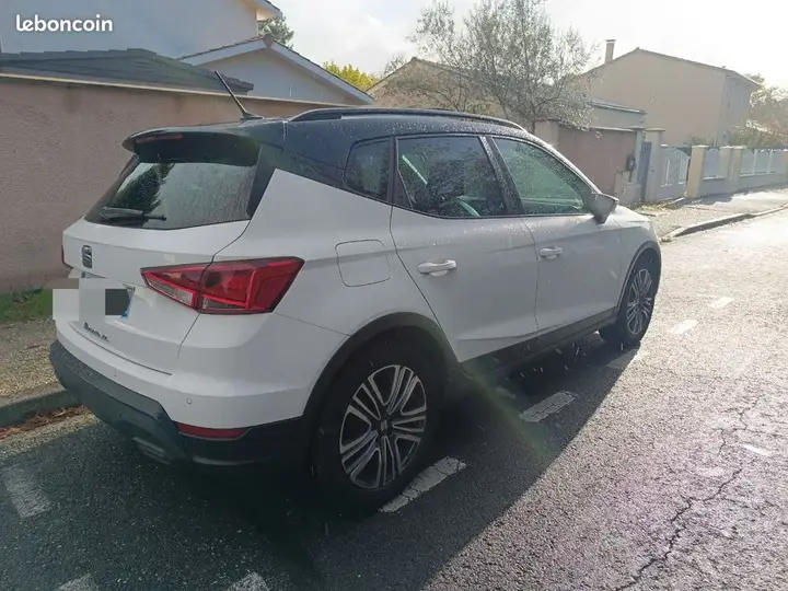 Seat Arona 2022 photo 3