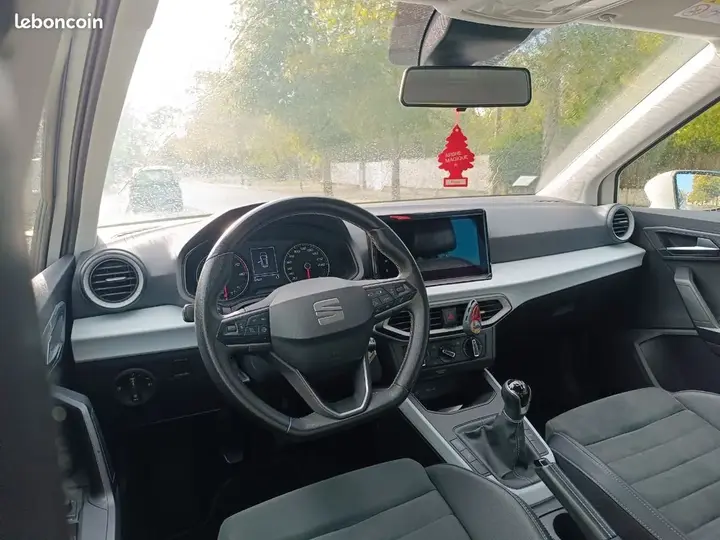Seat Arona 2022 photo 2