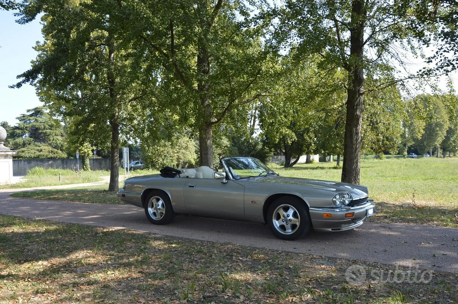 Jaguar Xjs 2004 photo 3