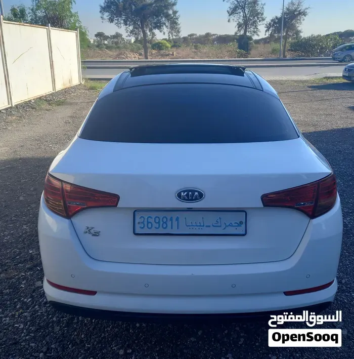 Kia K5 2011 photo 4