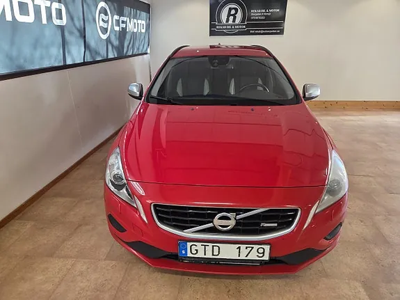 Volvo V60 2011 photo 2