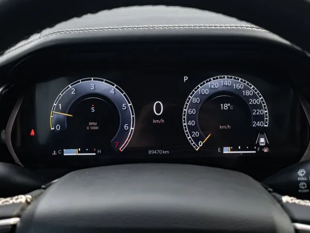 Jeep Grand Cherokee 2023 photo 4