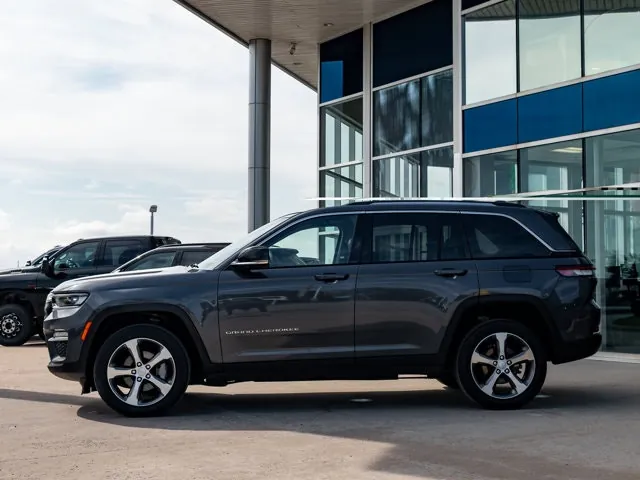 Jeep Grand Cherokee 2023 photo 5