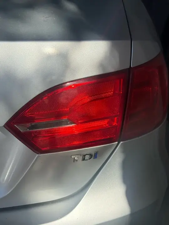Volkswagen Jetta 2012 photo 3