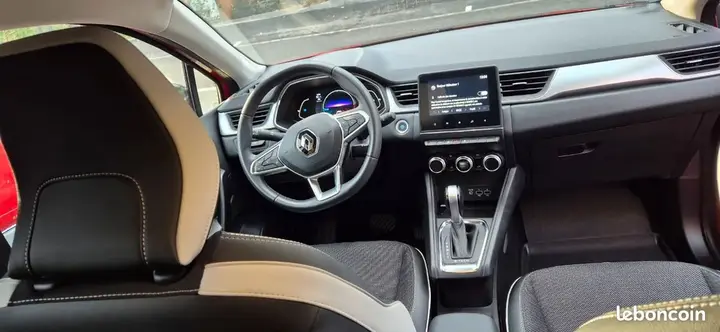 Renault Captur 2022 photo 3