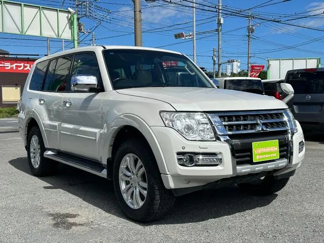 Mitsubishi Pajero 2018 photo 3