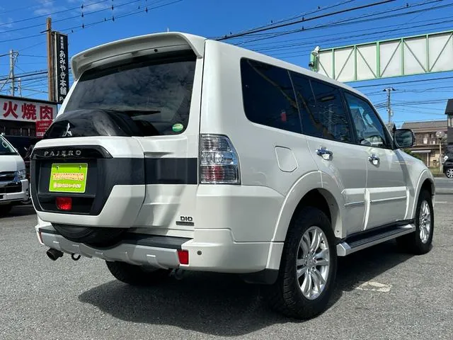 Mitsubishi Pajero 2018 photo 5
