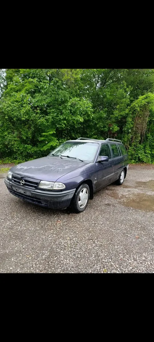 Opel Astra 1993 photo 2