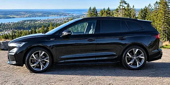 Skoda Enyaq 2023 photo 2
