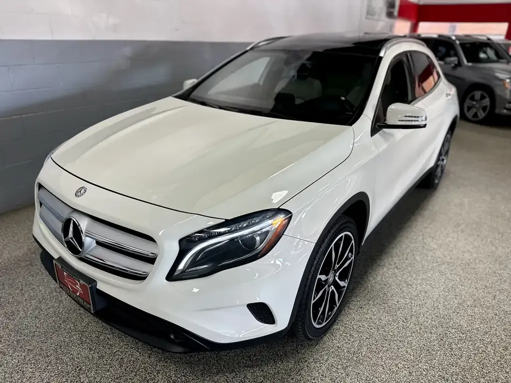 Mercedes-Benz Gla 2017 photo 2