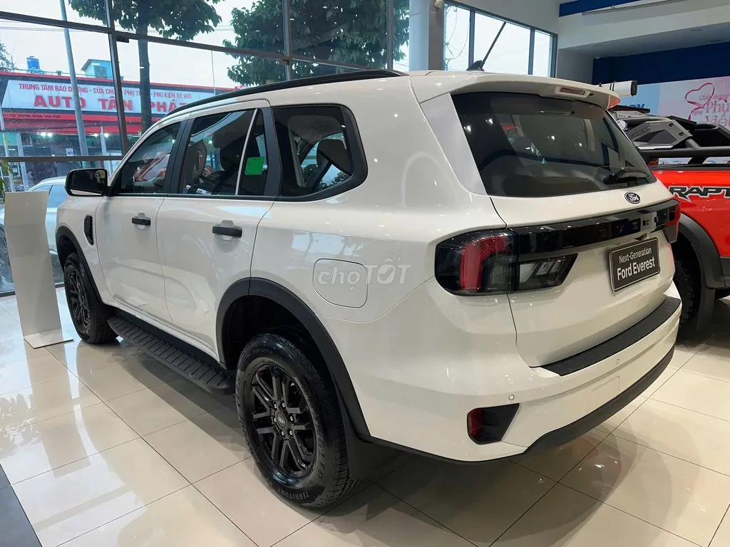 Ford Everest 2026 photo 3