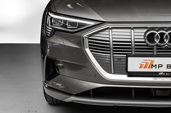 Audi E-Tron 2019 photo 2