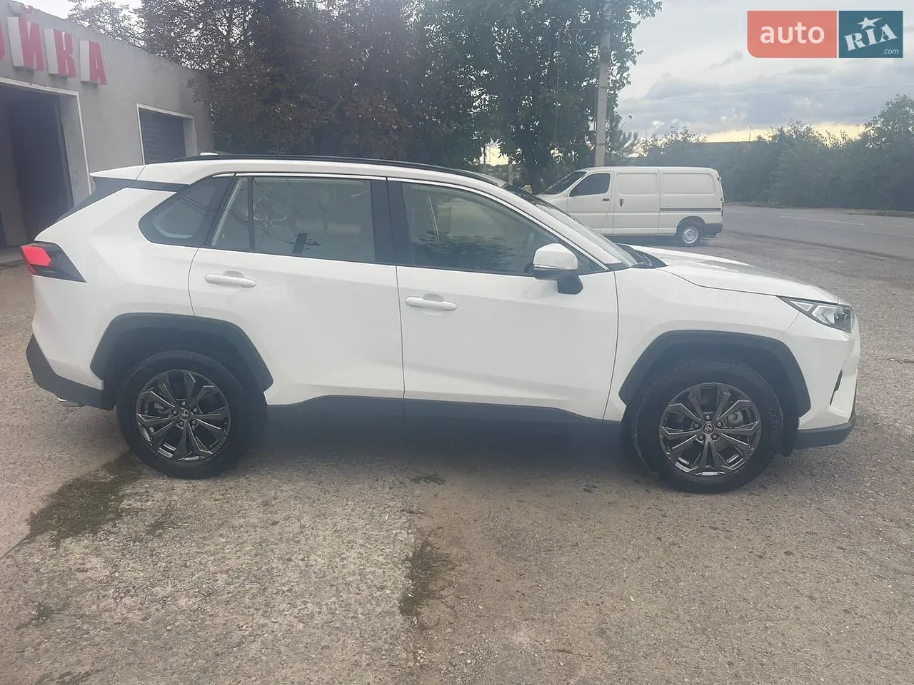 Toyota Rav4 2022 photo 3