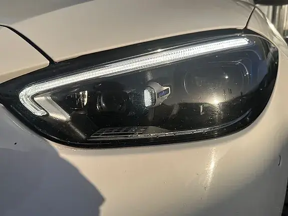 Mercedes-Benz C-Class 2022 photo 2